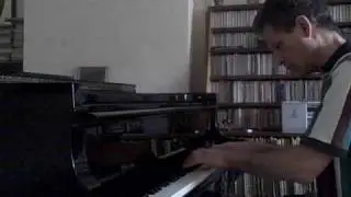 Liszt, Liebestraum No. 3 played by Julian Hellaby (paulprocopolis)