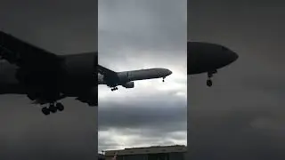 Turkish Airlines Boeing 777! Spotted at LHR! Morning arrivals.
