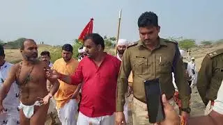 नर्मदा परिक्रमा यात्रा के दौरान 