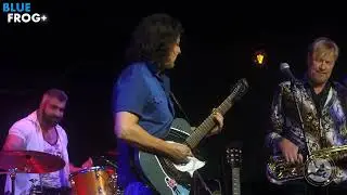 Rob Tardik Band Performs Cruisin' @BlueFrogStudios in Vancouver, Canada