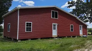 100+ Year Old Barn &ldquo;Tobacco Pack House&rdquo; Exterior Transformation Into Modern Day Barndominium
