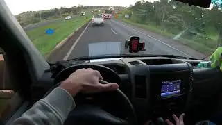 MERCEDES SPRINTER 415 ACELERANDO NA RODOVIA!