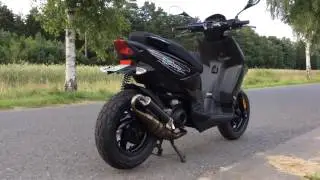 Piaggio Typhoon 50 + Yasuni R (nur Standgas)