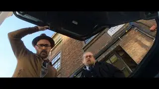 Его зовут Нах. Может быть Нагх. Да-да, как-то так. Фильм 
