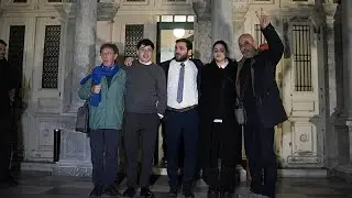 Tribunale greco assolve 24 operatori umanitari dalle accuse di traffico di migranti