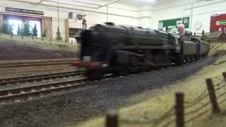 B.M.Rly.S: The BACHMANN is, No.92220 'Evening Star', was running on OO Gauge Layout. (V8)