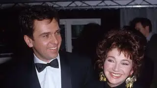 Kate Bush and Peter Gabriel at The BRIT Awards (1987)