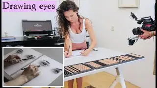 Drawing eyes with both hands simultaneously -  short video