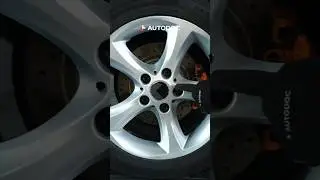 Wie man Radschrauben richtig anzieht | AUTODOC #shorts