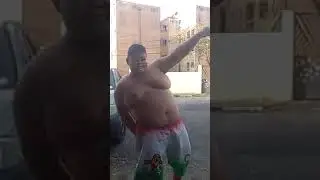 Gordinho dan&ccedil;ando kkkk