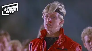 Karate Kid: Daniel vs. Johnny Kampf am Stand (RALPH MACCHIO, WILLIAM ZABKA SZENE 4K ULTRA HD)