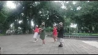 Blue Spanish Eyes - Line dance