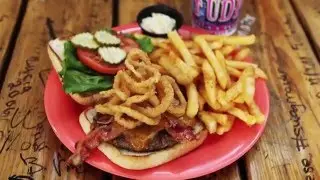 Destin Vacation - Fudpuckers Beachside Bar & Grill