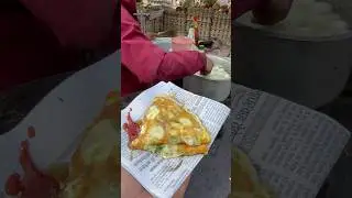 Two egg omelette for only ₹25/- 👌😋|| tasty Indianstreetfood ❤️ #shorts #trending #viral
