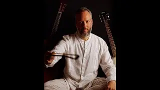 Ido Bukelman &ndash; Road Signs (סימני דרך) | Live in Berlin | Naomi Shemer Cover on Bowed Banjo