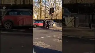 Police Chase With Mini Ends Up In Crash!👮&zwj;♀️🇬🇧 #uk #police #policecar #shorts #short #trending