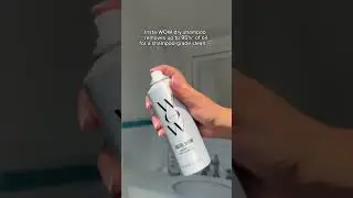 The only dry shampoo that actually CLEANS your hair.🫧