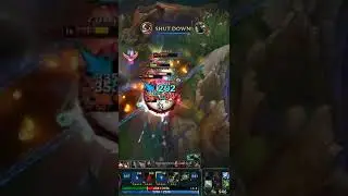 League of Legends Funny Moments #185 (LeagueOfLegends FAILS & EPIC MOMENT) #Shorts #LeagueOfLegends