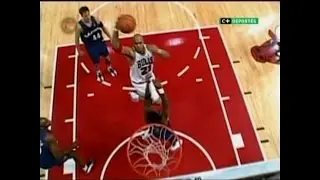 Marcus Fizer Drives Past Laettner and Posterizes Larry Hughes (2003)