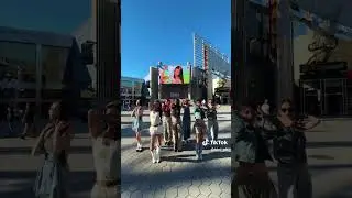 Bini in City Walk. Cherry on Top dance #bini #biniinla #kcom