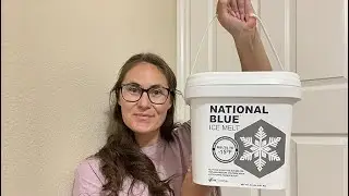 What I noticed about this ice melt bucket