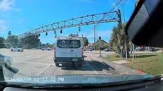 ICE Everywhere in Florida?! Dashcam Captures the Moment Drivers Panic