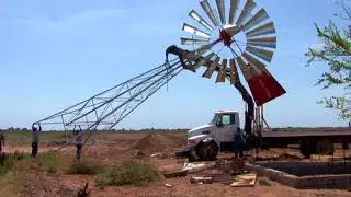 Desalinización de suelos agrícolas por medio del bombeo del drenaje con energía eólica