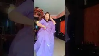 Ghagra | Kriti Sanon | Kareena Kapoor Khan | Ila Arun #shorts #ghagra #crew #kritisanon #newsong