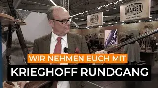 Jagd & Hund 2024: Kai-Uwe K&uuml;hl von K&K Premiumjagd macht einen Rundgang bei Krieghoff