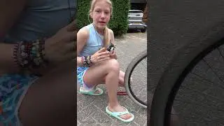 Het is MOOI WARM WEER, dus de BBQ gaat aan. De JAPANSE KoiKarpers hebben het naar hun zin. #041