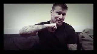 Jarkko Stenius - Oikea koukku osui mua p&auml;&auml;h&auml;&auml;n...