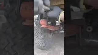 A connecting tool with a ring spanner to loosen and tighten bolts #connection #tools #spanner #bolts