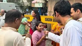 Prasad serving at ISKCON Thane.