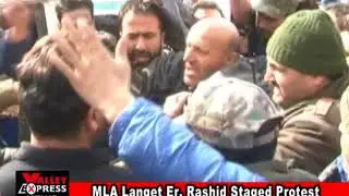 MLA Langet Er  Rashid Staged Protest outside UNO Office Sonwar, Srinagar