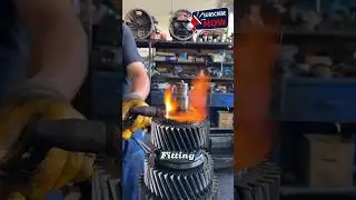 Mini Truck Mercedes gear repairing #truck #repair #geir #mechanic #automobile #minitruck #gearbox