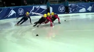 Clip #712.mp4 - Charles Hamelin defends his line, Noh stays wide!