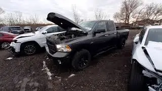Y1153B 2016 Dodge Ram 1500