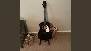 Five string guitar