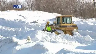 Snow removal efforts begin in Hutchinson