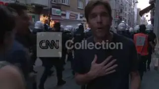 TURKEY:POLICE STOPS FAMILY FROM TALKING TO PRESS