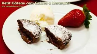 Petit G&acirc;teau com Gelado e Morangos