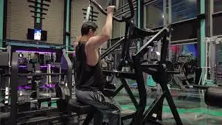 Rogers Pendulum Lat Pull Pro