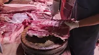 Split Pork Chop Tutorial Immersive pork cutting tutorial  #pig #porkmeat #pork  #pigmeat