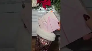 The Medicube Pink Collagen Gel Mask is honestly one of the best stocking stuffer ideas for Christmas