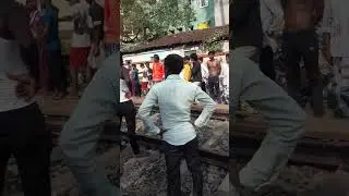 Park circus station Canning local accident ek mohila.
