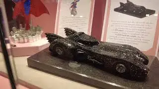 [HD] Swarovski Display at Singapore Comic Con