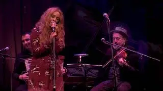 Lisa Lambe, Martin Tourish, NoCrows: One Train Away