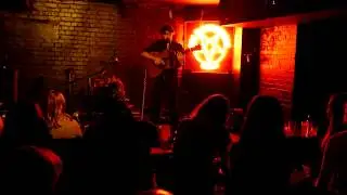 Tom Hyatt - Free Falling
