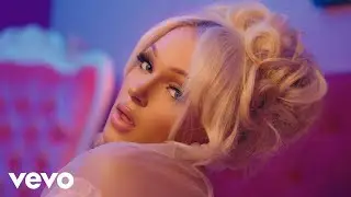 Sophia Dashing - Lonely (Official Music Video)