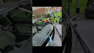 #rangerover  #windscreen leaking issue on the 2015/16 models - we carried out a remove & refit #fyp
